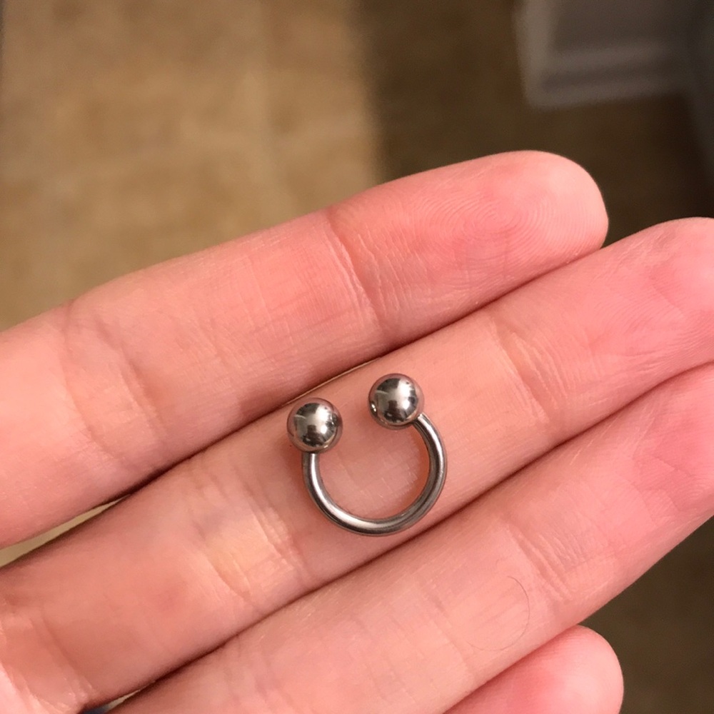 Bellybutton Ring - Picture 2 of 2